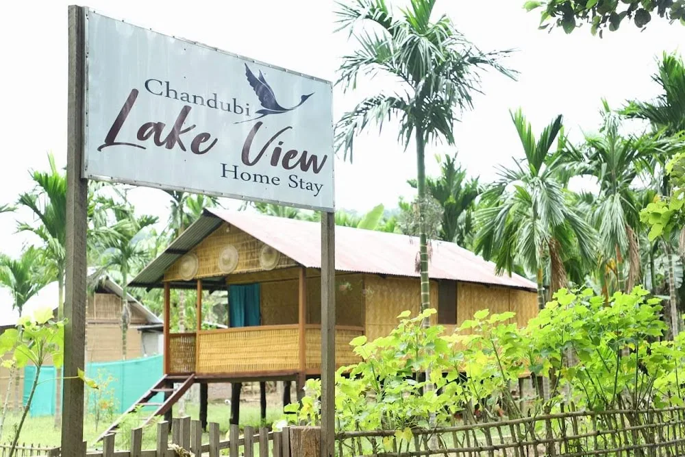 Chandubi Lakeview home stay